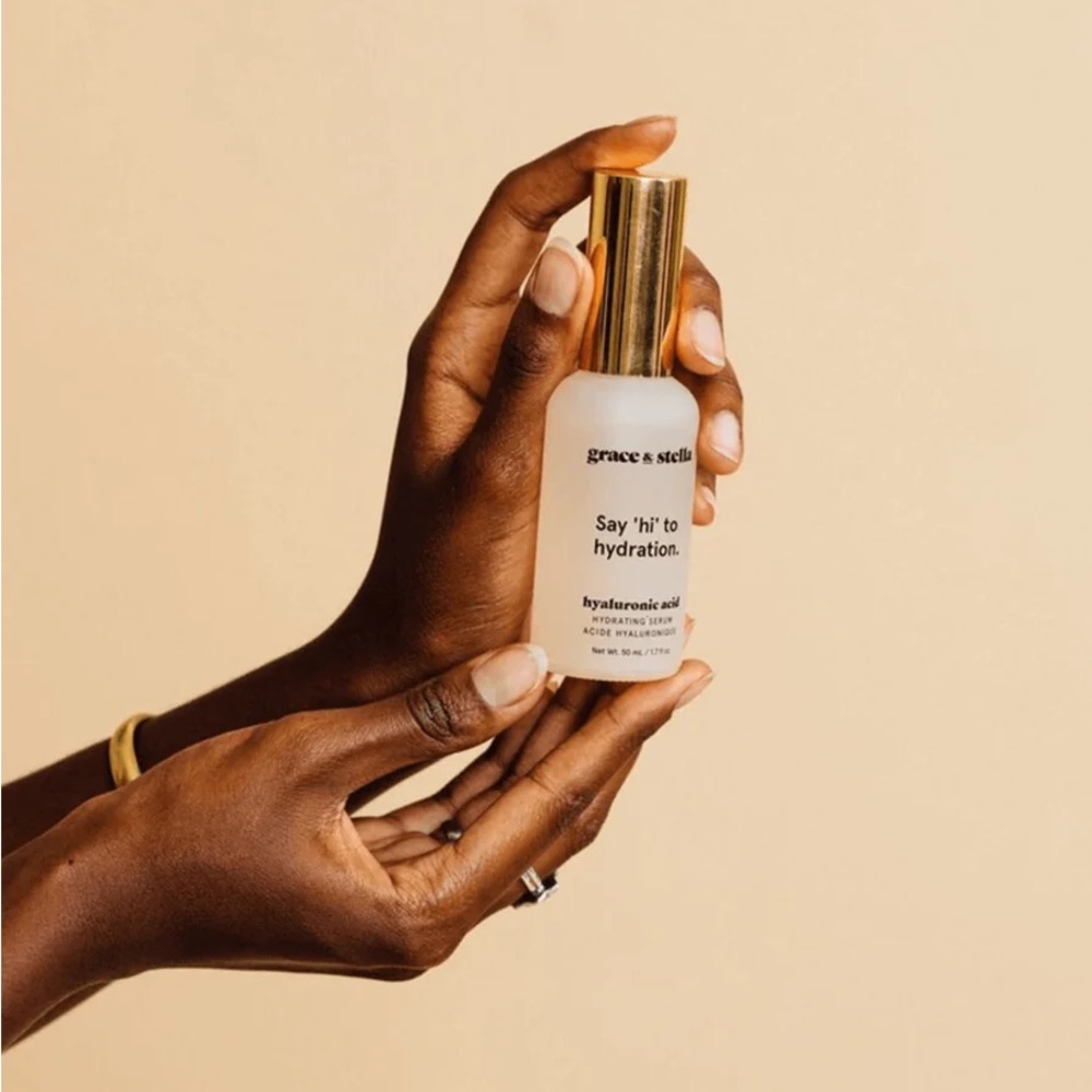 Grace and stella say hi to hydration hyaluronic acid